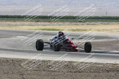 media/Jun-01-2024-CalClub SCCA (Sat) [[0aa0dc4a91]]/Group 4/Race/